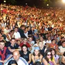 Arena di Lignano gremita per la prima serata del Festivalbar 2001.