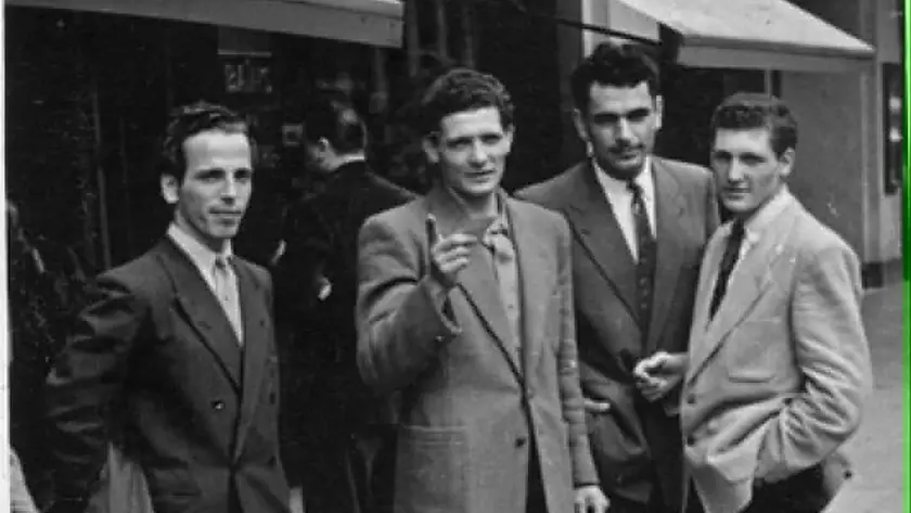 Pietro Basso, il primo sotto a sinistra