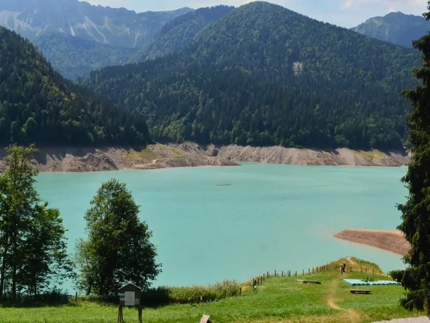Il lago di Sauris è quasi vuoto