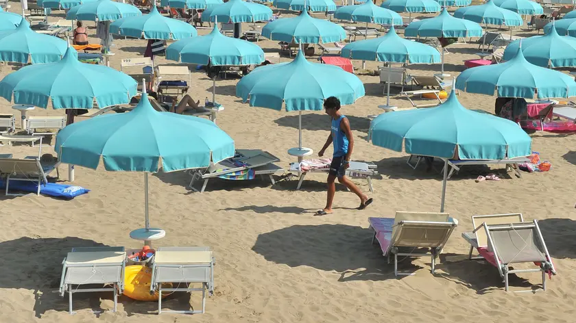 La spiaggia di Lignano Pineta (foto Petrussi)
