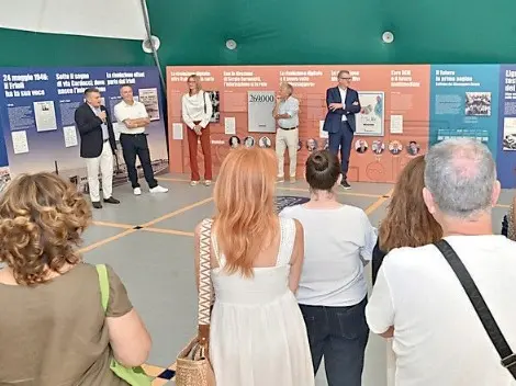 L’inaugurazione della mostra per gli 80 anni del Messaggero Veneto al PalaPineta di Lignano