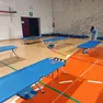 La palestra di Tolmezzo pronta per accogliere gli eventuali sfollati dagli incendi