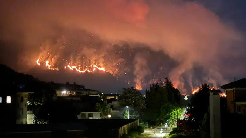 L'Amariana in fiamme