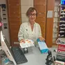 La vendita delle mascherine in farmacia a Tolmezzo (foto Di Bernardo/Petrussi)