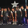 La foto di gruppo a fine serata sul palco allestito al parco Moretti (foto Petrussi)