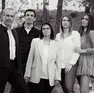 Fulvio, titolare di Monviert, la moglie Dania e i loro tre figli, Chiara, Stefania e Alessio