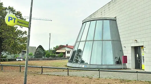 La sede di Campoformido. Foto Petrussi