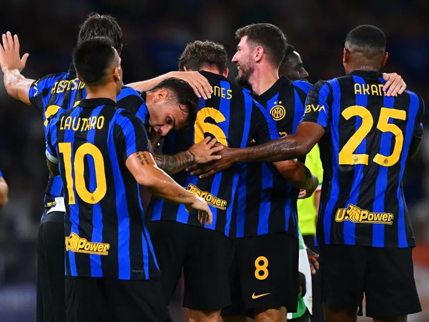 L’Inter parte un gradino davanti agli altri: dietro sette contender