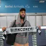 Valentine in aeroporto