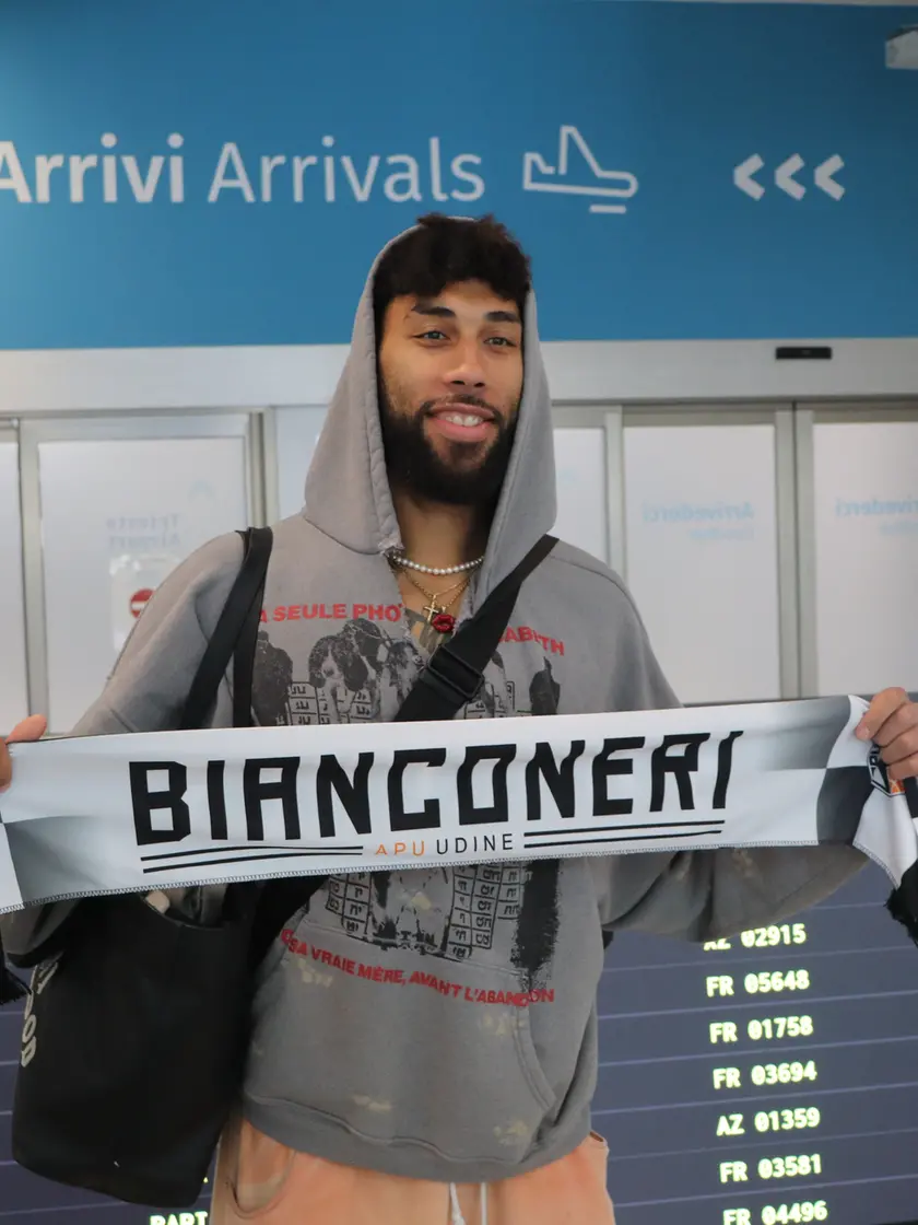 Valentine in aeroporto