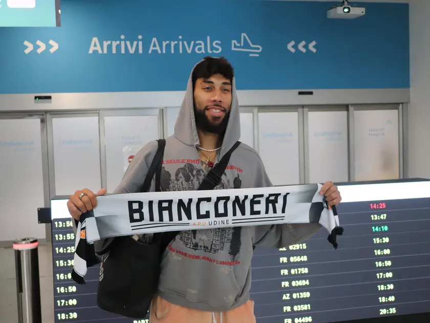 Valentine in aeroporto