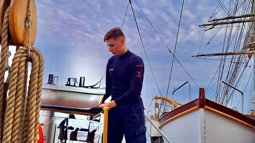 Michele Plusig a bordo della Amerigo Vespucci