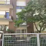 Il condominio di via Monte Pelmo dov’è avvenuta l’aggressione