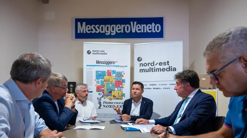 https://images.messaggeroveneto.it/view/acePublic/alias/contentid/1tf6gtqtxk8cmnwhlvh/0/copia-di-pordenone-26-agosto-2026-forum-in-redazione-foto-petrussi-marco-brisotto.webp?f=16%3A9&amp;w=840