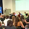 Le operazioni di conferimento nell'aula magna dell’istituto Deganutti