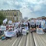 Una manifestazione a sostegno del suicidio assistito