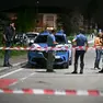 La Polizia sul posto la sera del delitto in via Castions (foto Petrussi)