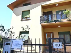 La casa di via delle Scuole in cui Fengjiao Chen è stata uccisa
