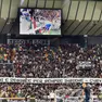 Lo striscione esposto in curva