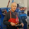 Corrado Pittolo nella sua bottega