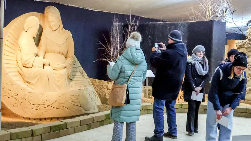 Il presepe di sabbia realizzato a Lignano lo scorso anno