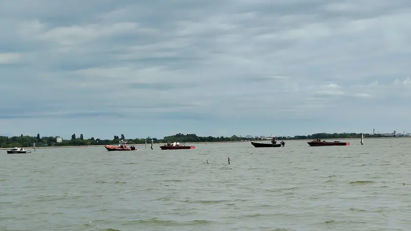 L'area del ritrovamento del corpo nella laguna di fronte a Campalto
