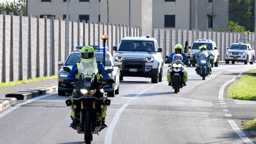https://images.messaggeroveneto.it/view/acePublic/alias/contentid/1u12z0565gmr6onejlo/0/copia-di-gemona-25-settembre-2026-caserma-goi-pantali-arrivo-unita-mobili-protezione-civile-foto-petrussi.webp?f=16%3A9&amp;w=840