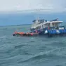 L’operazione di soccorso con l’Audace in balia delle onde