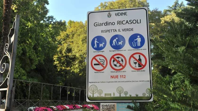 Divieto fumo nei parchi - Foto Petrussi