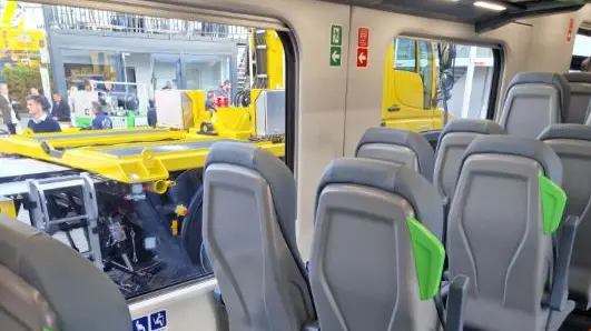 Alcuni sedili dei treni realizzati dalla Fisa