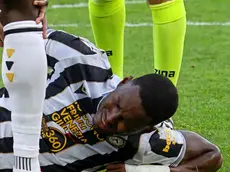 La maschera di dolore di Gueye dopo l’infortunio alla caviglia