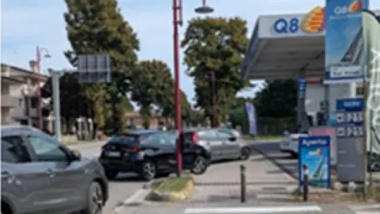 La protesta per i rumori e le code in viale Madonna di Rosa a San Vito al Tagliamento