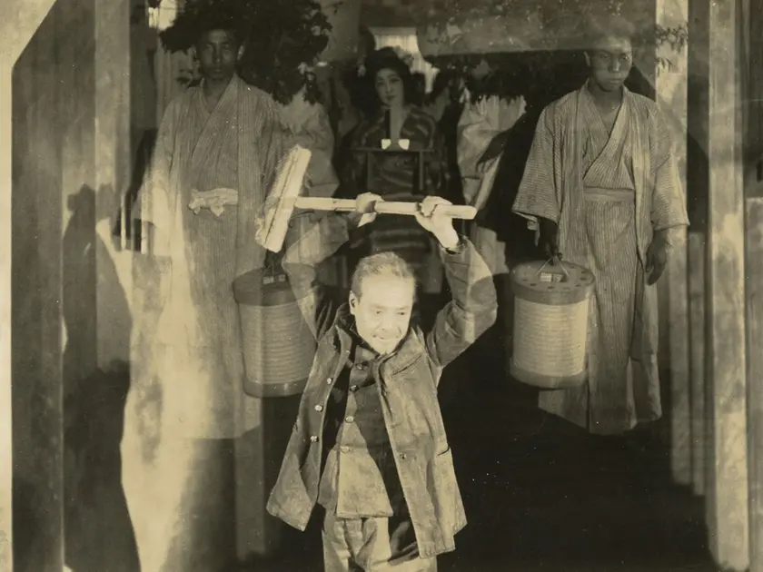 Un fotogramma del film Kurutta Ippeiji di Teinosuke Kinugasa (Credit National Film Archive Japan)