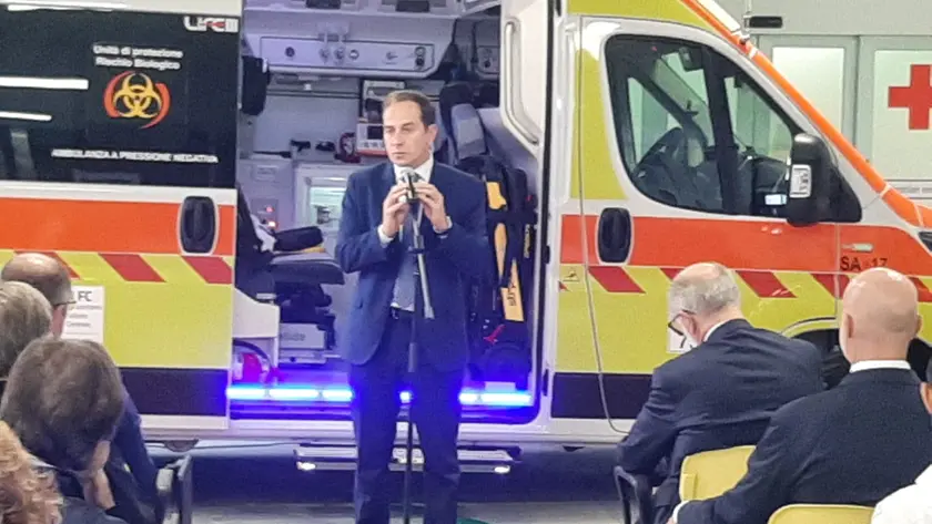 Due momenti della cerimonia di apertura del rinnovato Pronto soccorso di San Daniele