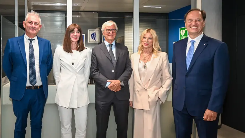 I ministri Bernini e Ciriani alla Cimolai