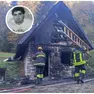 La casa distrutta dalle fiamme: nel tondino la foto di Nicola Beltrame