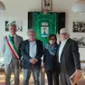 Il sindaco Bidoli con i figli di Ronzat