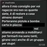 Una delle chat fake di minaccia rivolte a studenti e istituti che giravano tra gli studenti di Pordenone. A destra Il liceo Leopardi-Majorana