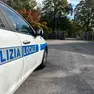 Una pattuglia della polizia locale in via Rizzo a Travesio