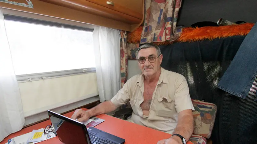 Bonaventura Monfalcone-06.08.2014 Costretto a vivere in camper-Angelo Mastrodonato-Cervignano-foto di Katia Bonaventura