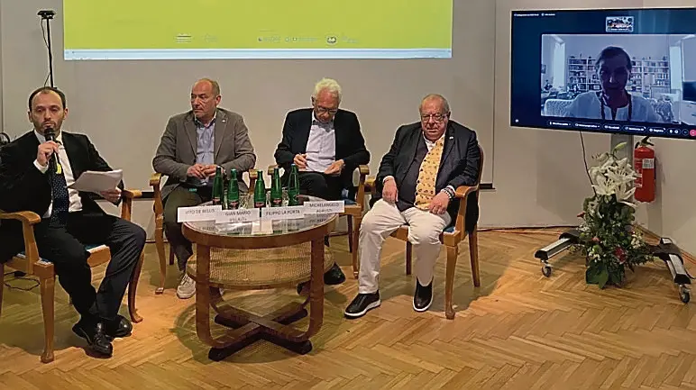 Un momento della presentazione di pordenonelegge a Praga