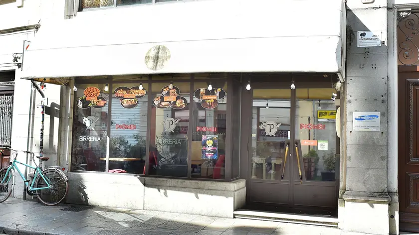 La storica birreria I Piombi di via Manin, in pieno centro cittadino, è attualmente chiusa