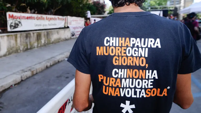 Foto LaPresse - Guglielmo Mangiapane 19/07/16 Palermo ITA Cronaca Commemorazioni in occasione del XXIV anniversario della strage di via D'Amelio Nella foto: Un momento della commemorazione Photo LaPresse - Guglielmo Mangiapane 19/07/16 Palermo ITA News XXIV anniversary of the Via D'Amelio bomb attack which killed Judge Paolo Borsellino. In the picture: The commemoration