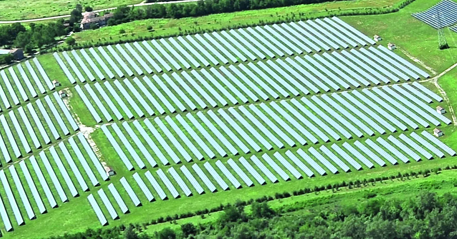 PArco fotovoltaico nel Manzanese. ? Foto Petrussi