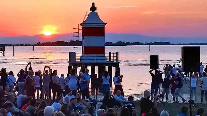 Lignano 21 giugno 2018. Concerto all'alba a Punta Faro. © Foto Petrussi