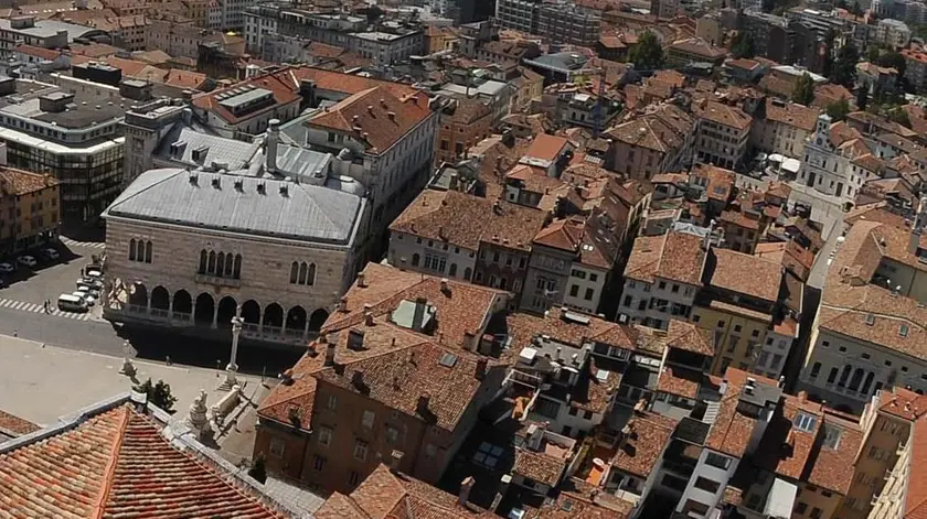 La ricerca degli alloggi si è spostata quasi completamente sui gruppi Facebook e su siti Internet dedicati