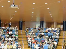 Auditorium della sede regionale nel corso del confronto tra amministratori regionali e degli Enti locali sul Patto di stabilità e sul Decreto "Fare". (Udine 29/07/13)