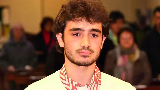 Daniele Sartor, 21 anni, spilimberghese, durante la veglia missionaria nella concattedrale di San Marco (Foto Vaccher/Petrussi)
