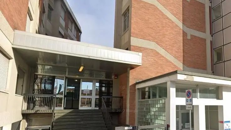 Nella foto, il distretto sanitario di via San Valentino