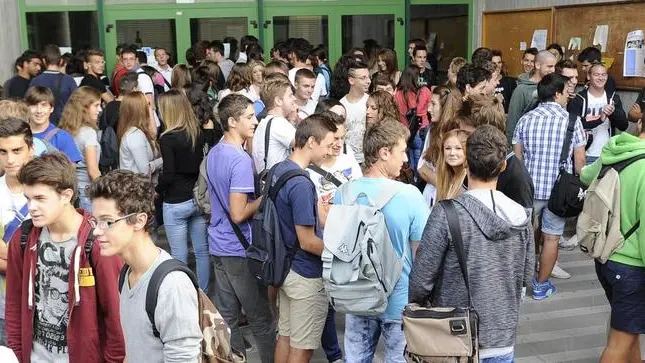 Udine 10 Settembre 2012.Primo Giorno di scuola anno scolastico 2012/2013 Marinoni .Telefoto Copyright Petrussi Foto Press/Serratore